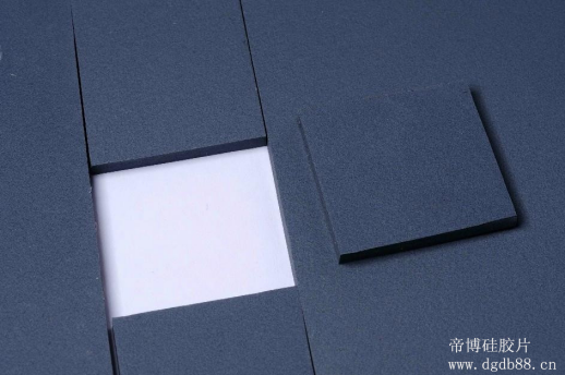 導電(diàn)矽膠墊片 導電矽膠墊片(piàn)